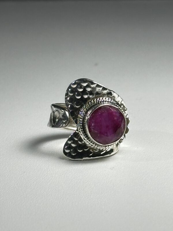 Anillo con Rubi Mod. 14